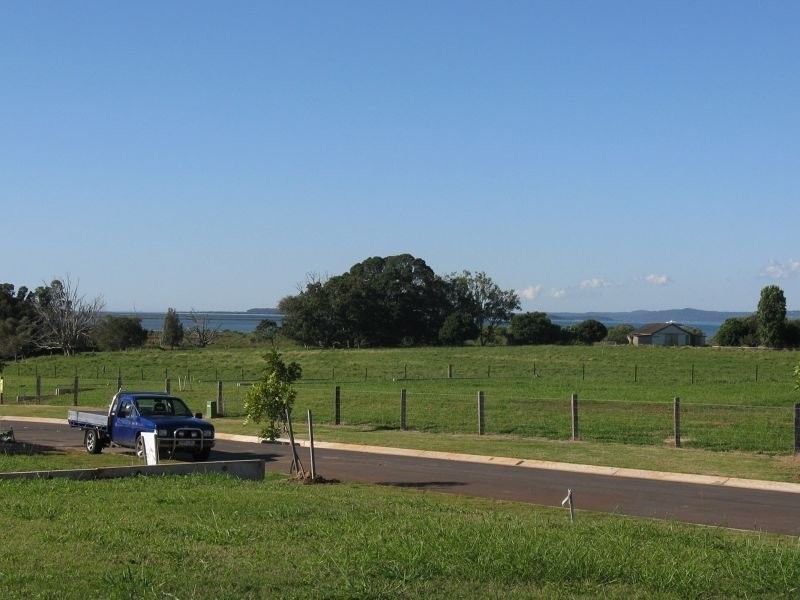 42 Waterville Drive, Thornlands QLD 4164