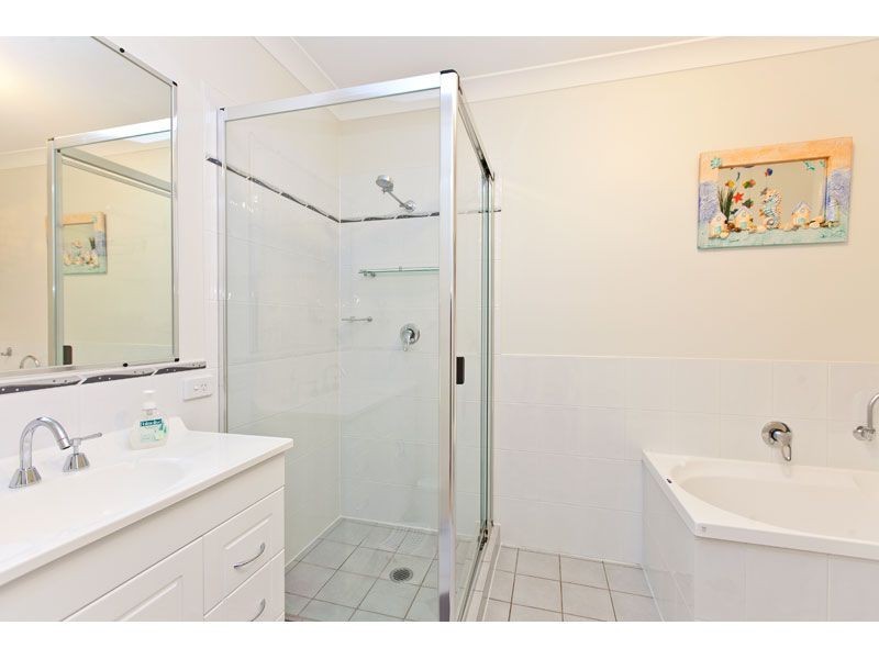 10 Orpheus Place, Redland Bay QLD 4165