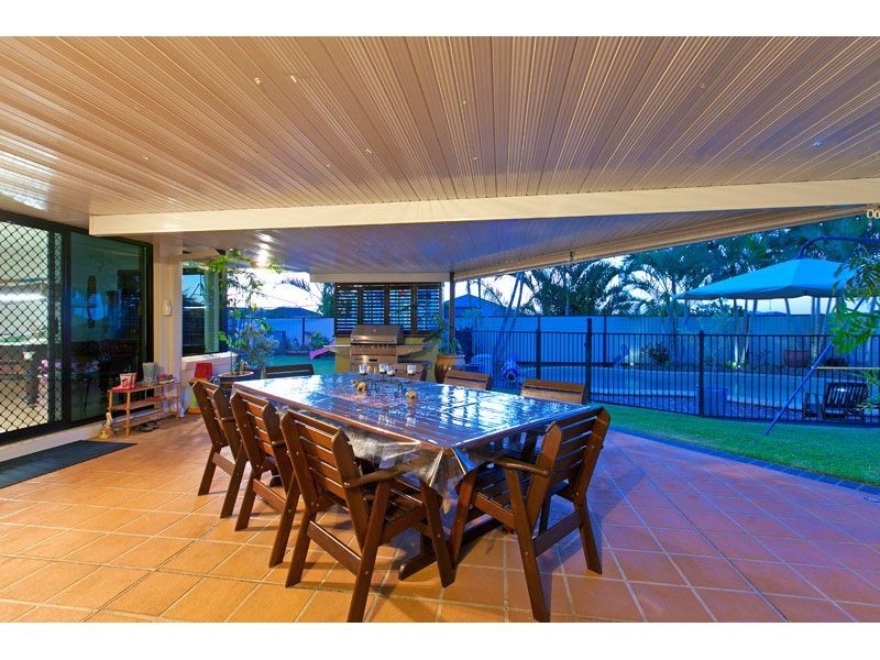 10 Orpheus Place, Redland Bay QLD 4165