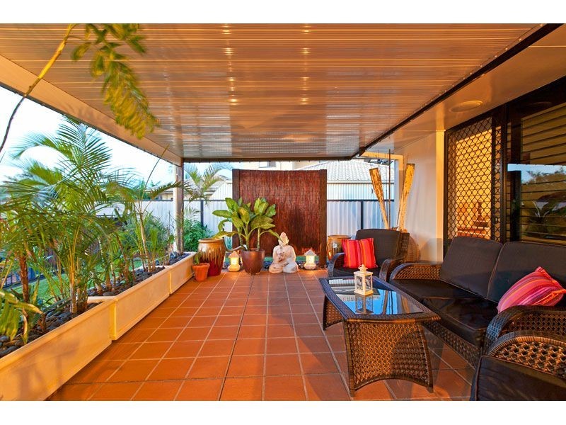 10 Orpheus Place, Redland Bay QLD 4165