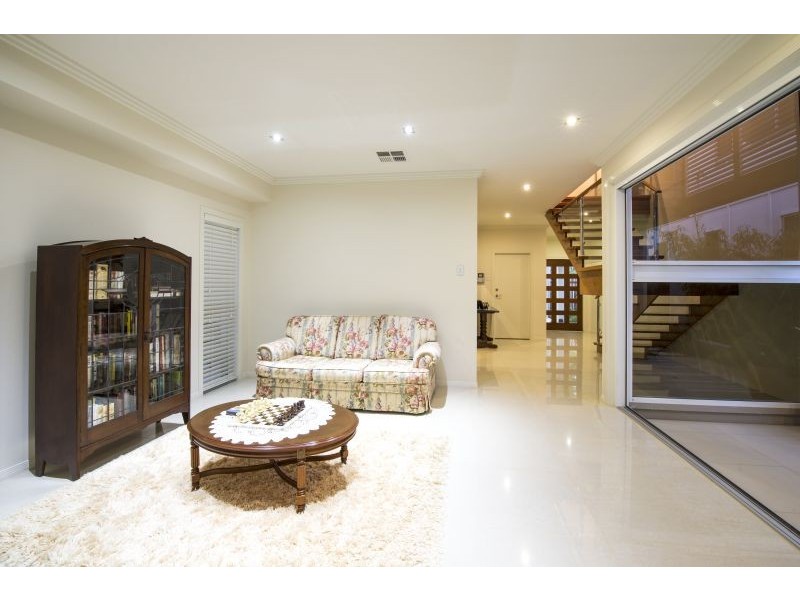 219 Main Road, Wellington Point QLD 4160