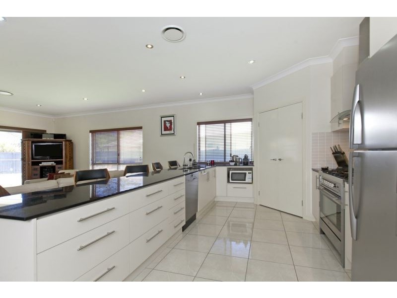 9 Oak Leaf Street, Thornlands QLD 4164