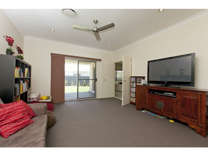 9 Oak Leaf Street, Thornlands QLD 4164