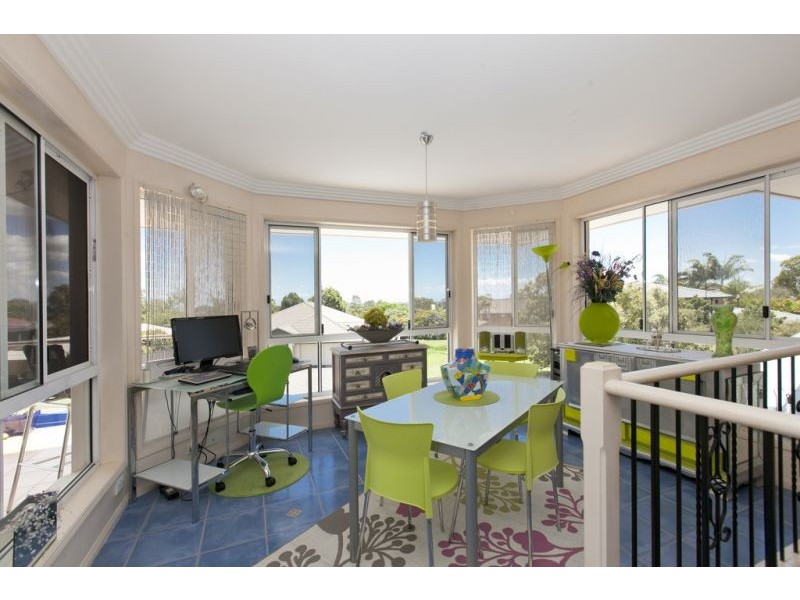 24 Juanita Street, Birkdale QLD 4159