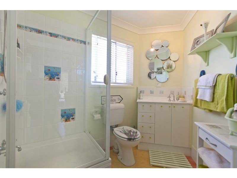 24 Juanita Street, Birkdale QLD 4159