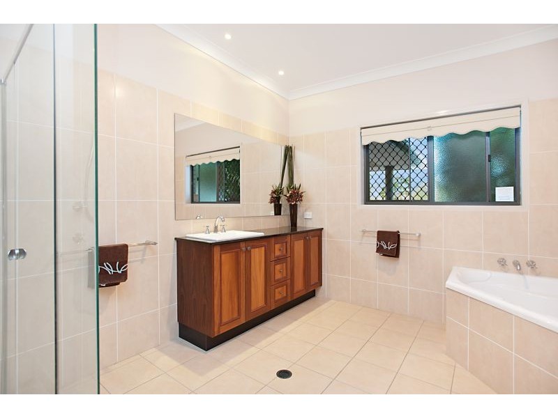 2793 Old Cleveland Road, Chandler QLD 4155