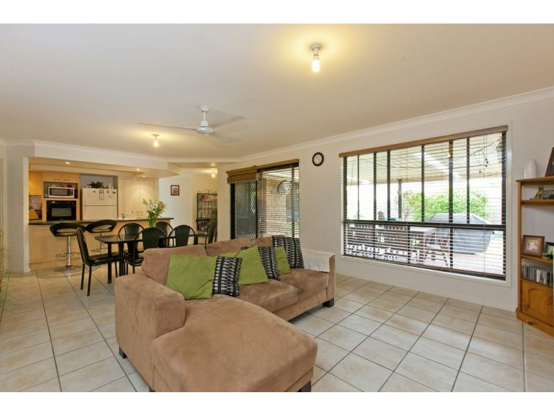 12 Kamala Place, Birkdale QLD 4159