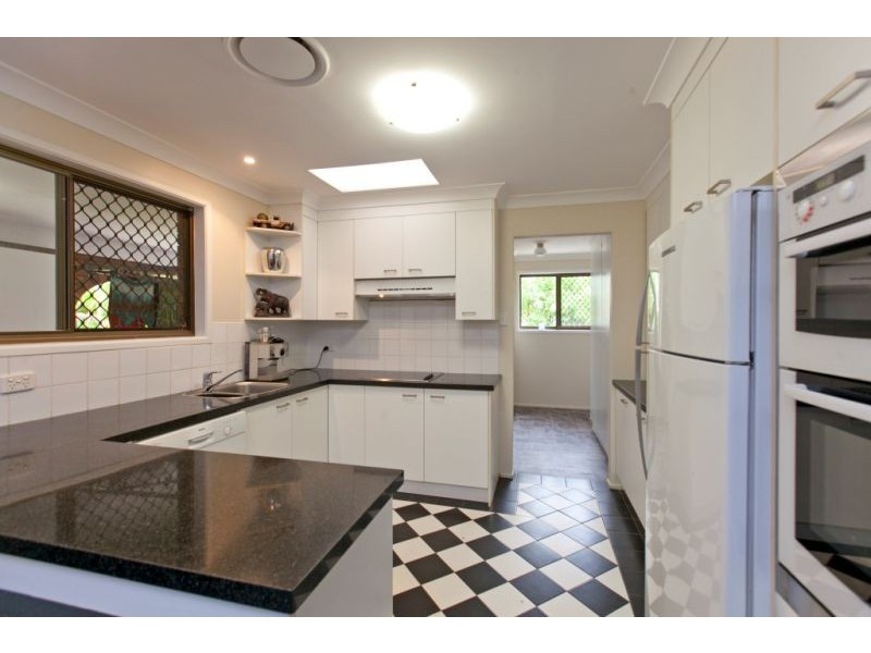 25 Mergowie Drive, Cleveland QLD 4163