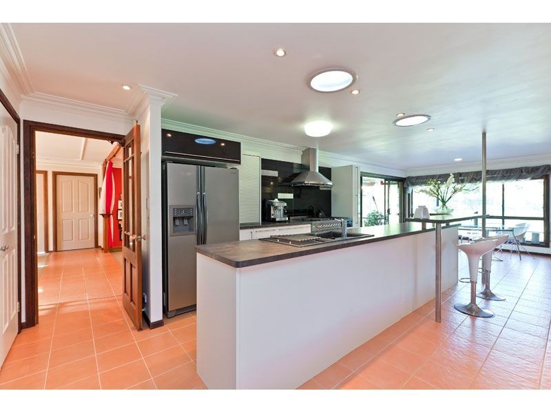 2 Cockateil Street, Thornlands QLD 4164
