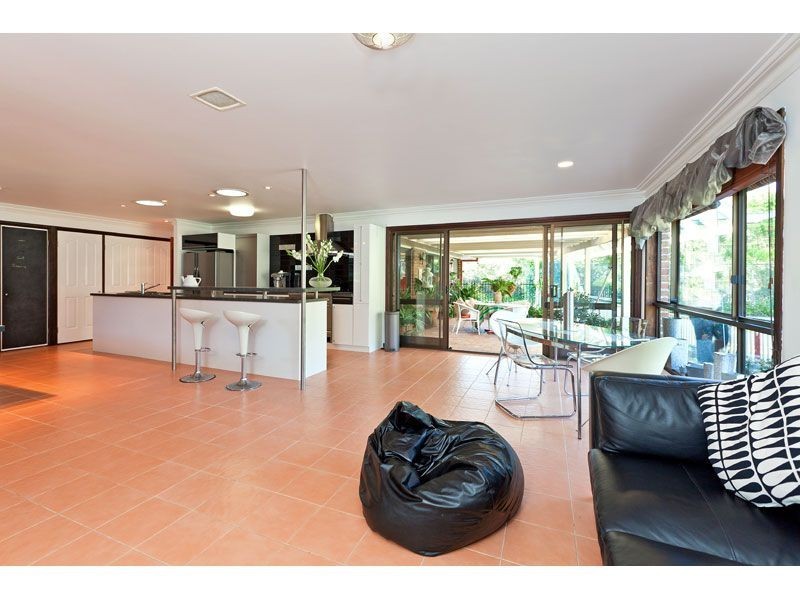 2 Cockateil Street, Thornlands QLD 4164
