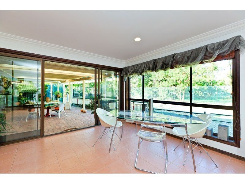 2 Cockateil Street, Thornlands QLD 4164