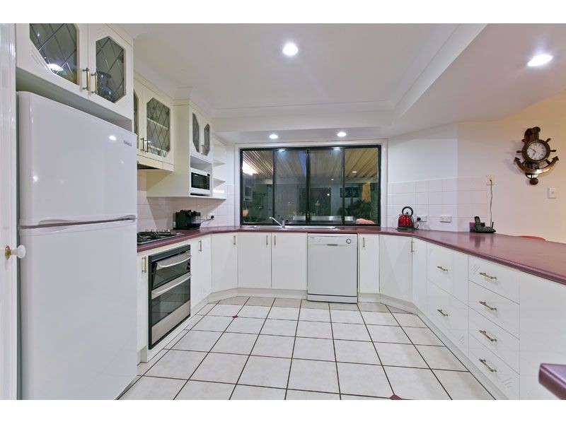 14 Grevillea Street, Redland Bay QLD 4165