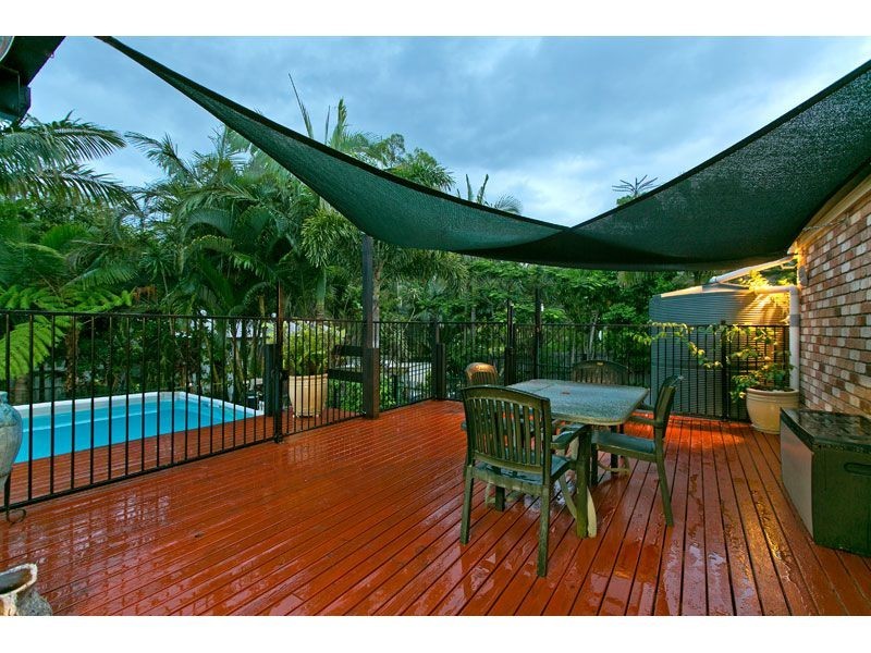 14 Grevillea Street, Redland Bay QLD 4165