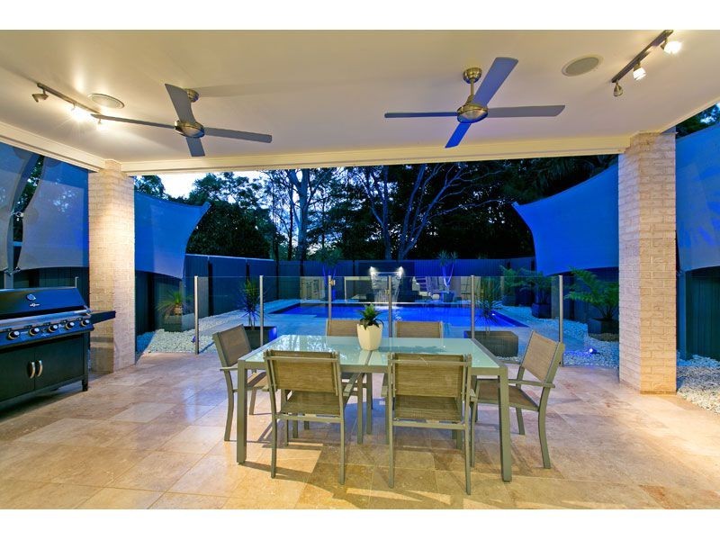 111 Torquay Road, Redland Bay QLD 4165