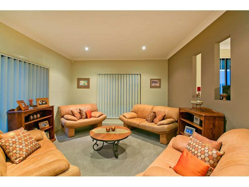 38 Tudar Place, Thornlands QLD 4164