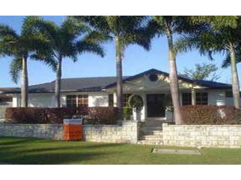 61 Agnes Street, Birkdale QLD 4159