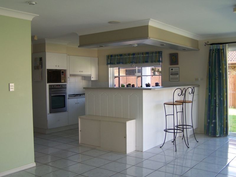 61 Agnes Street, Birkdale QLD 4159