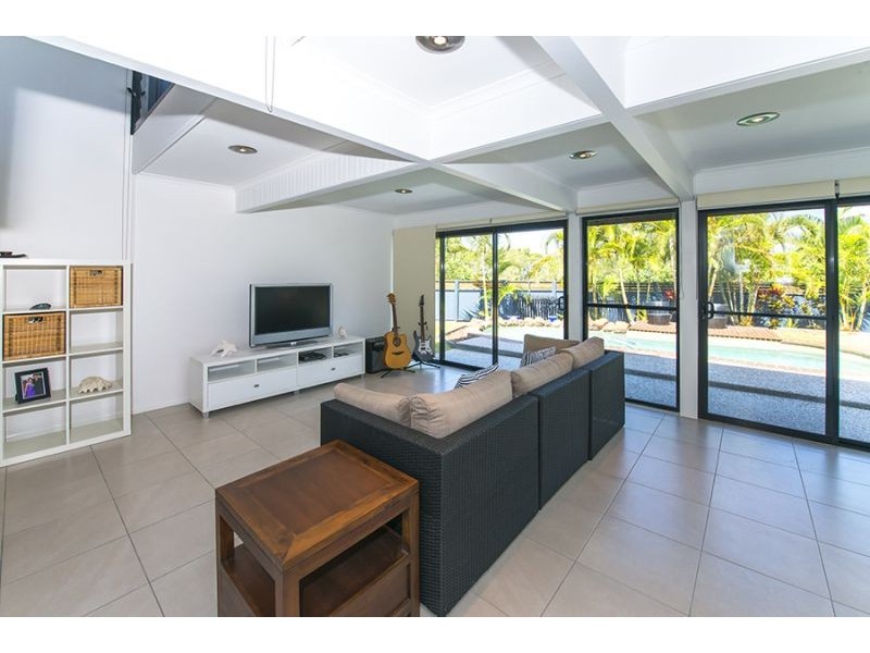 46 Raby Esplanade, Ormiston QLD 4160