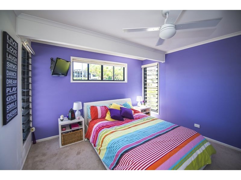 46 Raby Esplanade, Ormiston QLD 4160