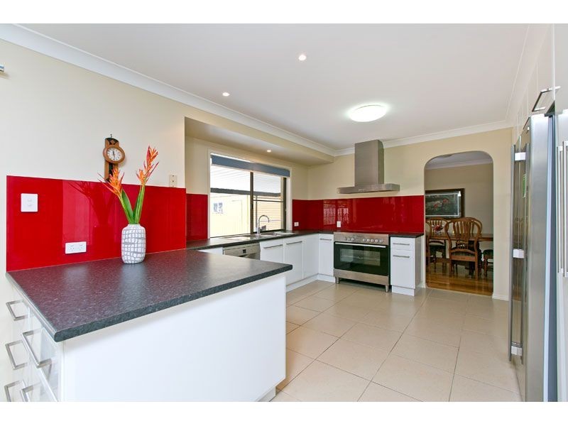 10 Lewisham Court, Birkdale QLD 4159