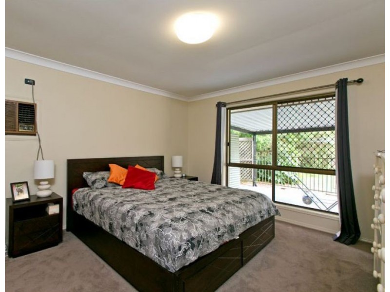 10 Lewisham Court, Birkdale QLD 4159