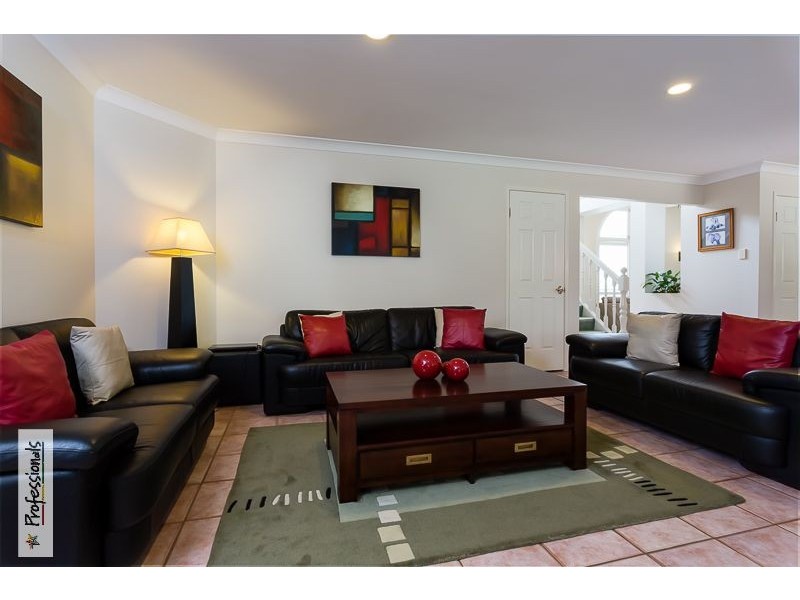 24 Intrepid Drive, Victoria Point QLD 4165