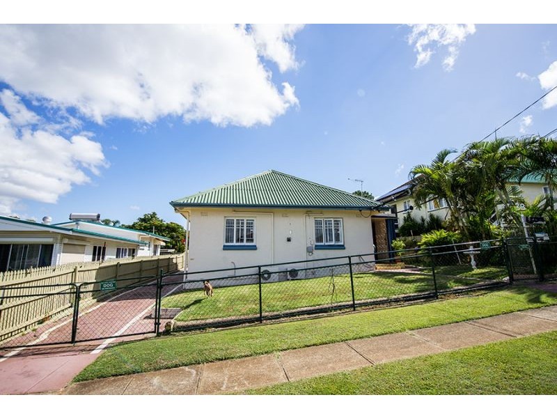 38 Rodney Street, Wynnum West QLD 4178