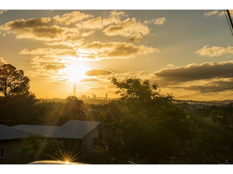 38 Rodney Street, Wynnum West QLD 4178