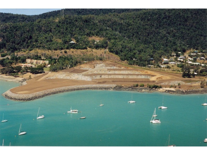 WHISPER BAY, Airlie Beach QLD 4802