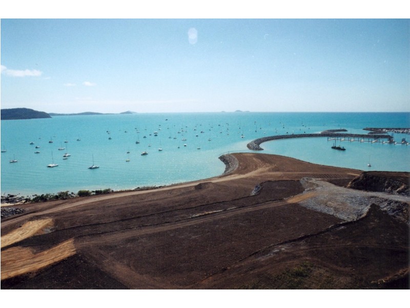 WHISPER BAY, Airlie Beach QLD 4802