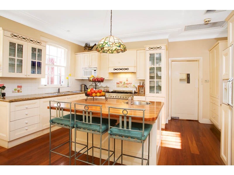 70 BURNS ROAD, Wahroonga NSW 2076