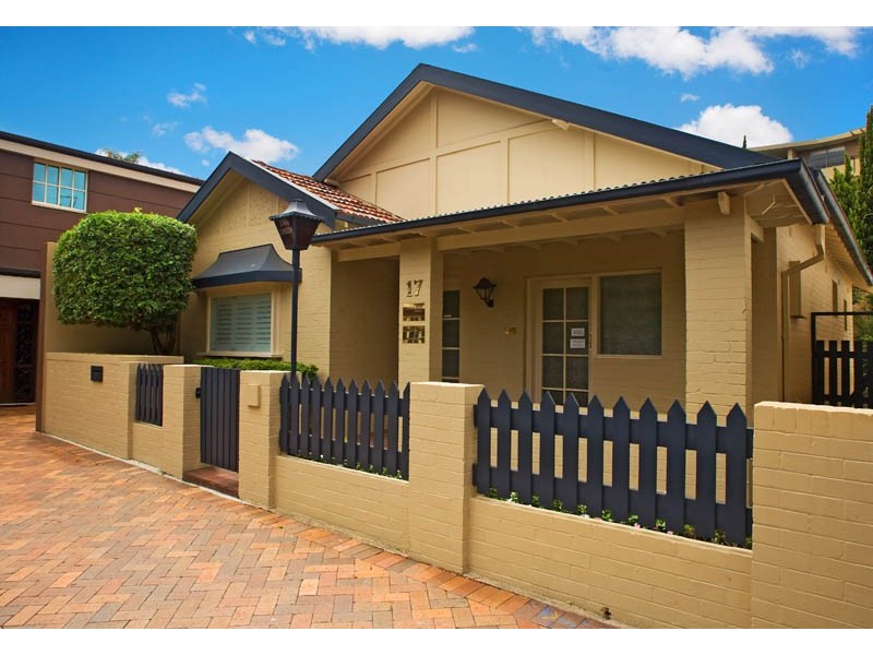 17 TRANSVAAL AVENUE, Double Bay NSW 2028