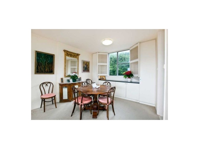 16-16 EASTBOURNE ROAD, Darling Point NSW 2027