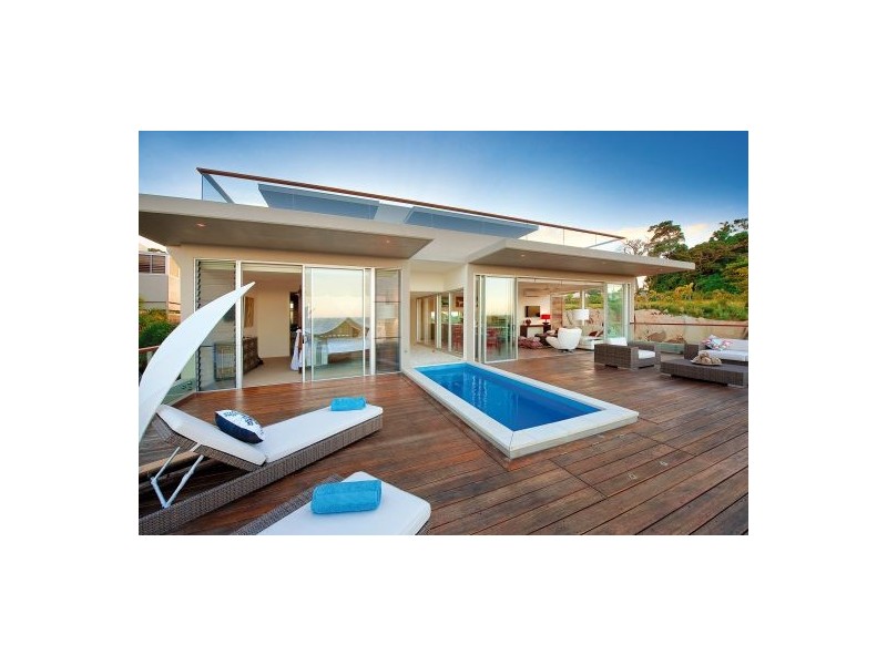 Mission Beach QLD 4852