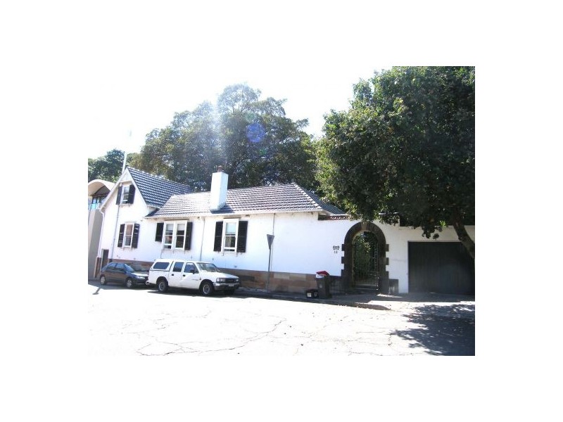 12 HAMPDEN AVENUE, Darling Point NSW 2027