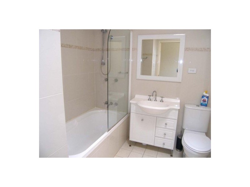 22 17-19 Alison Road, Kensington NSW 2033