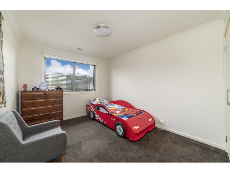 21 Florence Place, Sunshine West VIC 3020