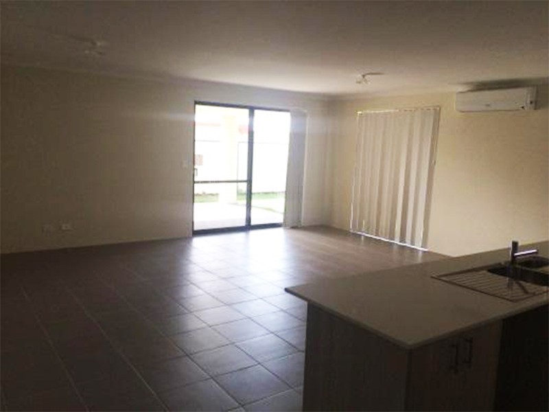 6B  Iris Court, Coodanup WA 6210