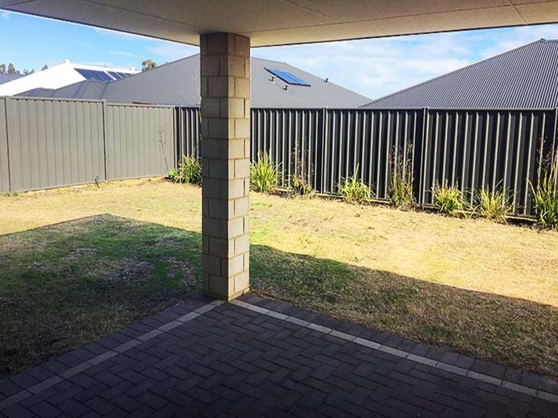 5B Hyden Road, Banksia Grove WA 6031