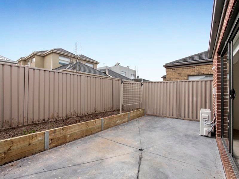 1/7 Sophia Street, Sunshine West VIC 3020