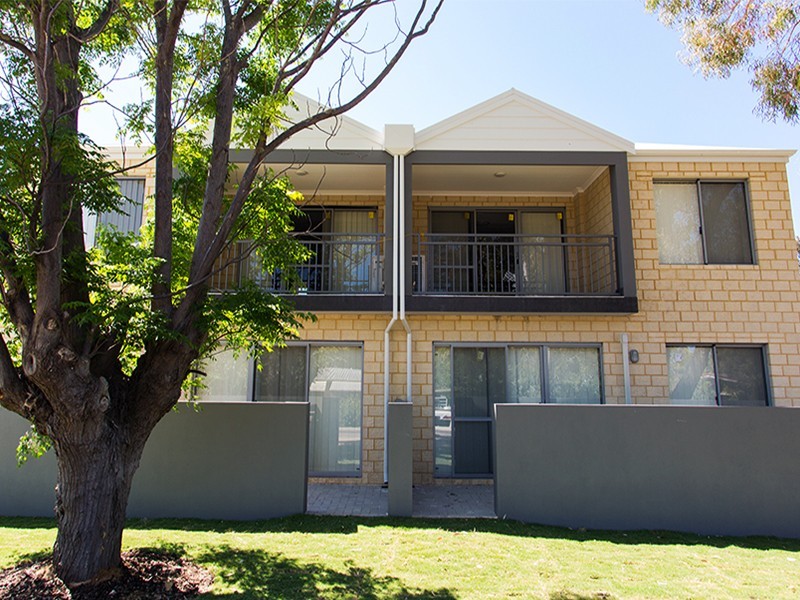 3/20 Service  Street, Mandurah WA 6210