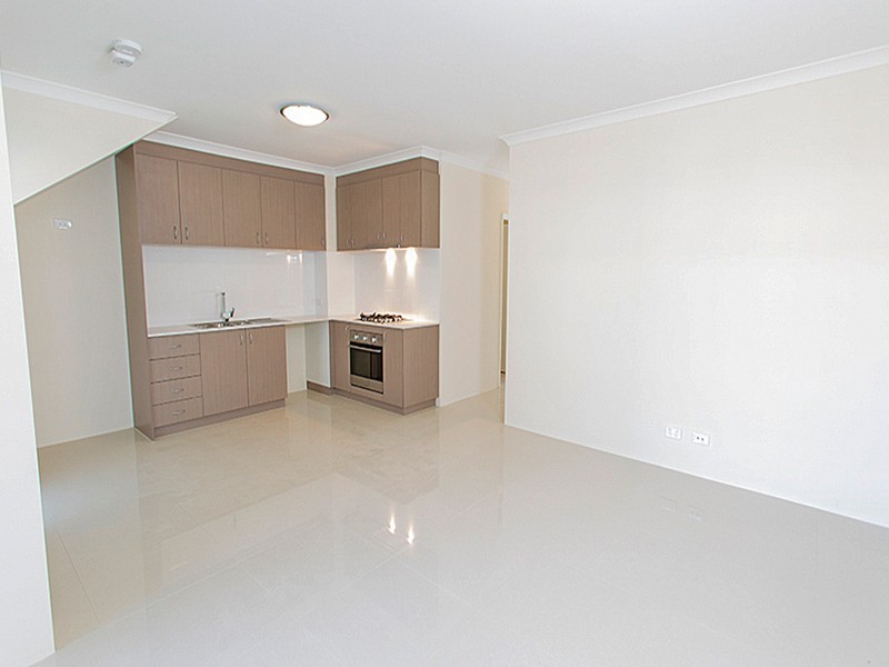 3/20 Service  Street, Mandurah WA 6210