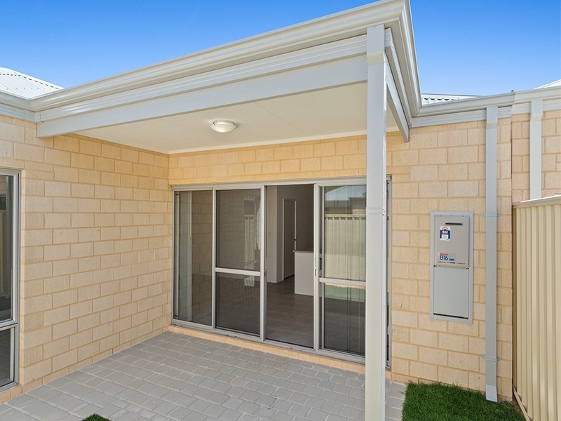 11 Yarran Street, Armadale WA 6112