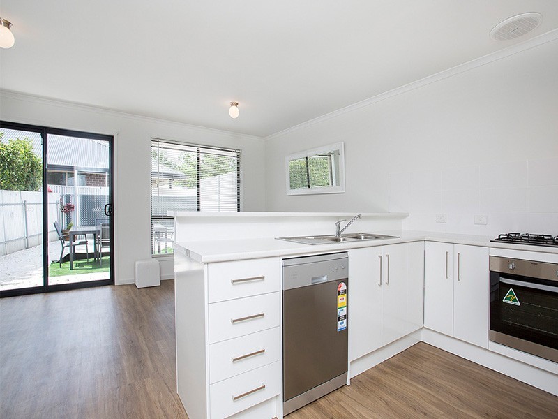 16A Alderney  Avenue, Clearview SA 5085