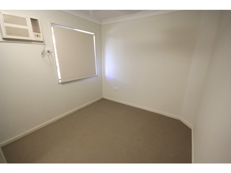 [NRAS] 13  Hollanders  Crescent, Kelso QLD 4815