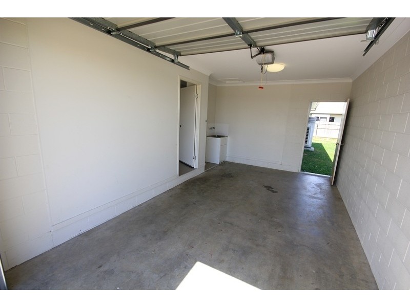 [NRAS] 13  Hollanders  Crescent, Kelso QLD 4815