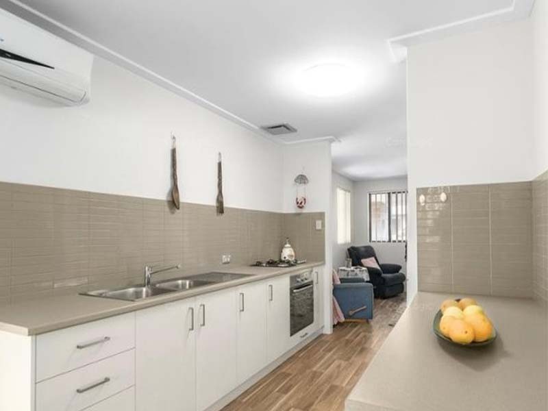 10/210 Durlacher Street, Geraldton WA 6530