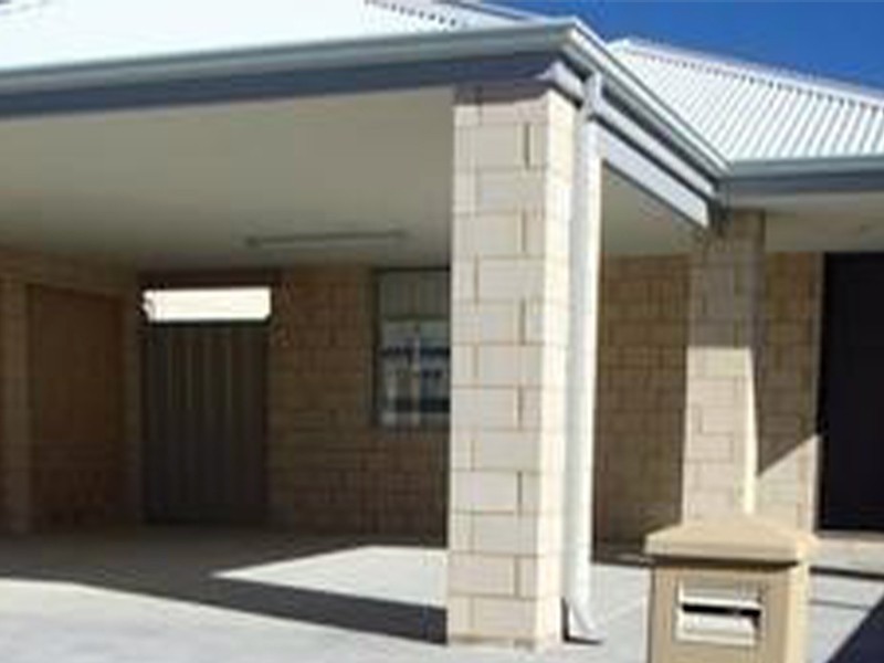 72 Vignerons Loop, Hocking WA 6065