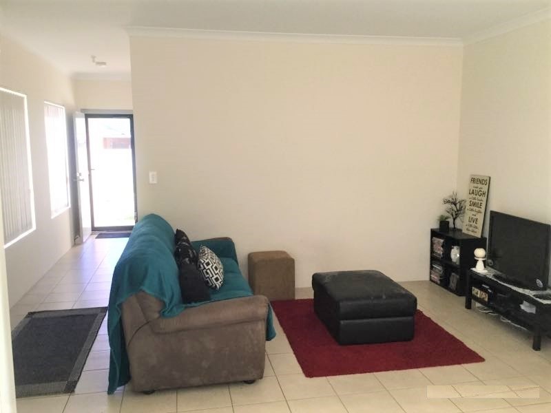 2/9 Harold Street, Gosnells WA 6110