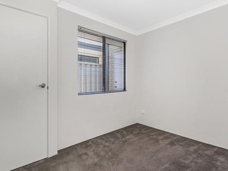 124 Shiraz Boulevard, Pearsall WA 6065